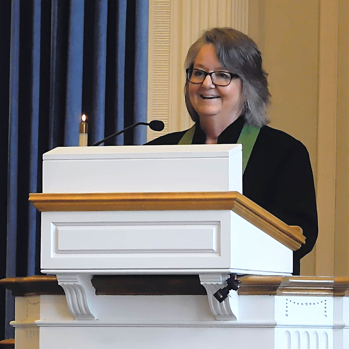 Julie-preaching-1200